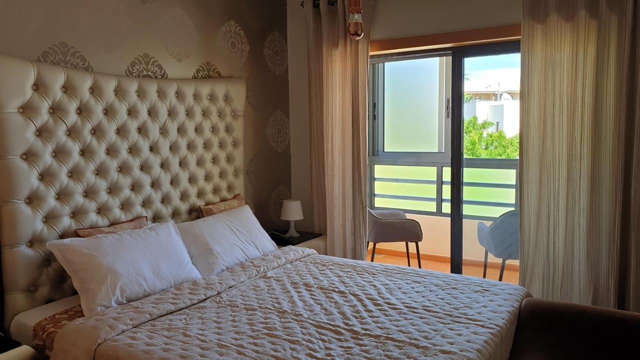 Luxury City Villa Olivia 10 - 15 Min To The Beach Oura, Private Swimming Pool Albufeira Exterior photo